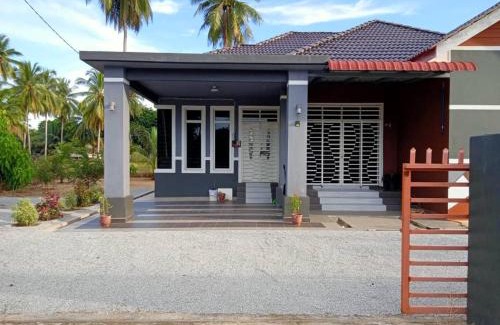 Kota Bharu House | Tyhah & Ff homestay