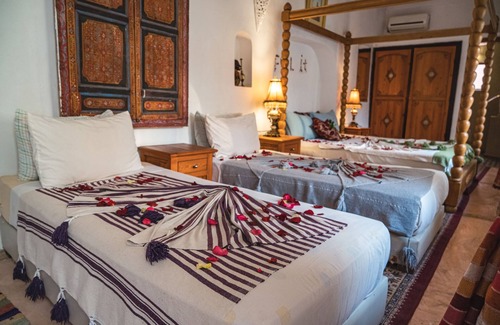 Bab Doukkala House | Typical and Wonderfull Riad in the Heart of Marrkech ' an Authentic Oasis '
