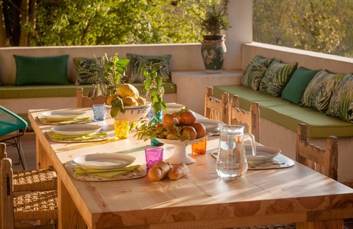Begijar Cottage | Typical Andalusian farmhouse surrounded by olive and fruit trees
