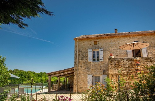 Montcabrier House | Typical French house with pool and views