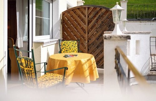 Selva dei Molini Apartment | Tyrolean Chalet Apartment in Mountain Hideaway with SPA