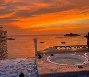 Historic Center Apartment | U-GO Eira: Luxury and Serenity by the Sea in Santa Marta