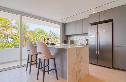 Cartagena District Condo | U-GO Faro Tequendema