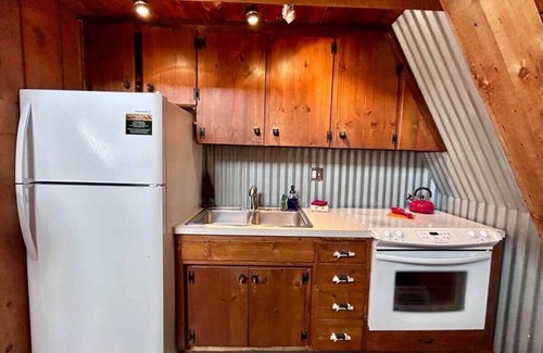 Bessemer Ski Chalet | U.P Norse A-frame ~ Your Adventure Basecamp!