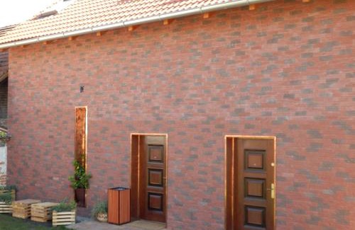 Opolany House | Ubytování v soukromí Opolany u Poděbrad