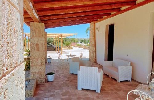 Ugento Cabin | Ugento Country Cottage - Villa con Piscina 10 posti - Salento
