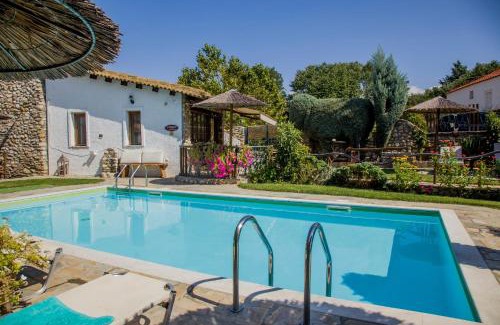 Tragilos Villa | Ultimate Aqua Dreamscape at Villa Olympiada