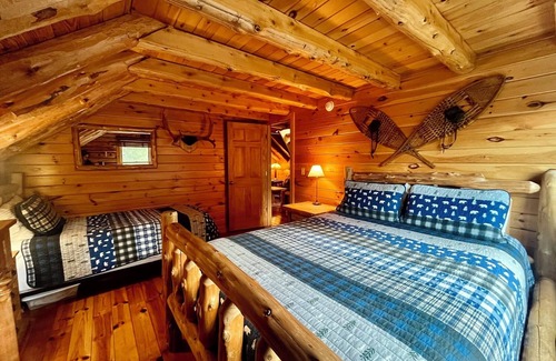 South Colton Cabin | Ultimate Privacy ~ NW Adirondack, Log Cabin, 16 Acres, Includes Pontoon Boat!