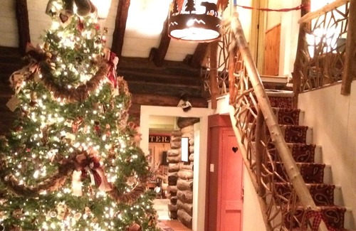 Westport House | Ultimate Vacation Home CALL REBECCA Feel Like your in the woods 2023