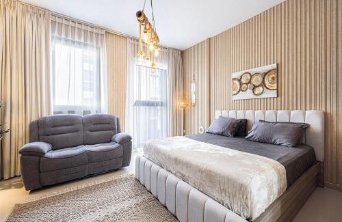 Sharjah Apartment | Ultra Luxury Apartment by Blue Cloud Holidays