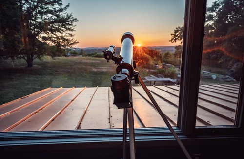 Mahopac House | Ultra Secluded mountaintop mansion amazing views-hot tub-arcade