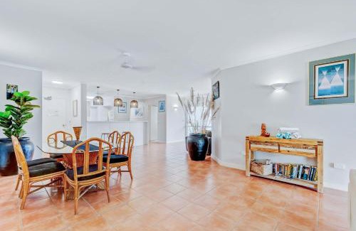 Wongaling Beach Apartment | Ulysses 1 - 1 Bedroom Spacious Ocean Views