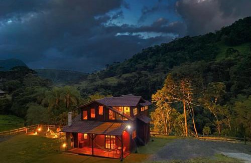 Alfredo Wagner House | Um refúgio acolhedor em Alfredo Wagner