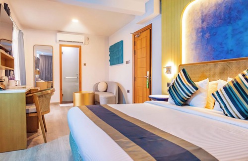 Male Hotel | UMET Seaview Hotel with Free Roundtrip Airport Pick up and drop off