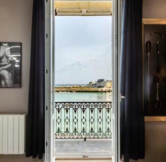 Le Treport Apartment | Un des sens, vue port, Sauna et Spa