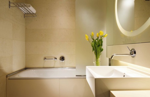 Saragozza-Porto Hotel | UNA Hotels Bologna Centro