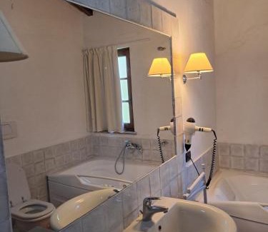 Pomarance House | UNA Hotels Monterufoli Wine Country