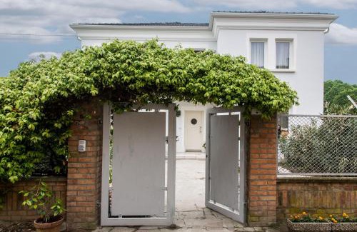 Contane House | Una Stanza nel Parco