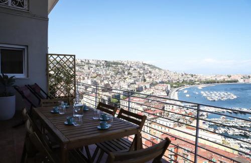 Mergellina Apartment | Una terrazza sul Golfo di Napoli by Wonderful Italy