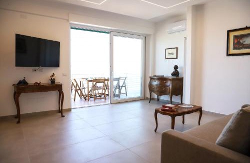 Mergellina Apartment | Una terrazza sul Golfo di Napoli by Wonderful Italy