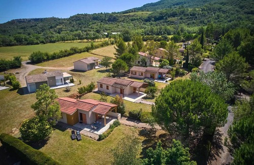 Quillan Villa | Unabhängige Villa, 1 Badezimmer + Airco 5 Personen