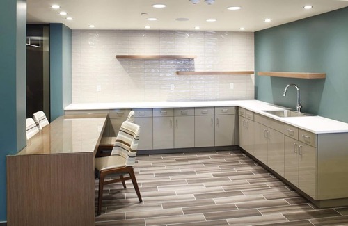 Overlake Apartment | Unbelievable Redmond 2BR w/BBQ & Gym, nr Tech Hub, by Blueground