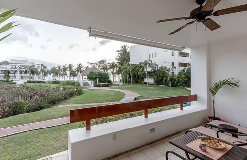 Costa Maya Condo | Under New Ownership, Redecorated Building 4 Unit