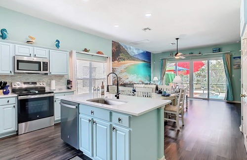 Four Corners House | Under The Sea Vacation Pool/Spa Home W/AC Game Room & Near Theme Parks