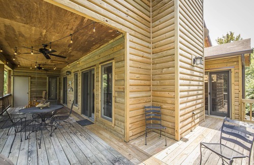 Mount Ida Condo | Unforgetable Large 2BR, 2Bath, lake access condo on Lake Ouachita with lake view