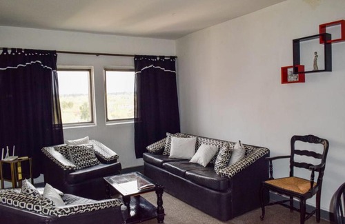 Guaymallen Apartment | UNIMEV GLOSS