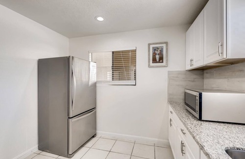 Sunrise Manor House | Unique 4 bedrooms 5 miles from down town Vegas