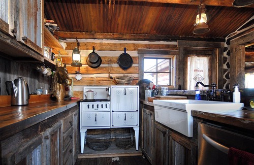 Gunnison House | Unique 40 AC Horse Friendly Ranch Renovated 1850 Miners Cabin w/3000 SF Addition