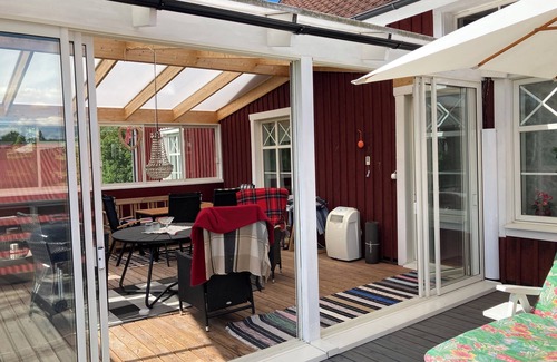 Vetlanda Municipality House | Unique accommodation in Småland. 3 km to slalom slope. 400 m to bathing lake with wood sauna.