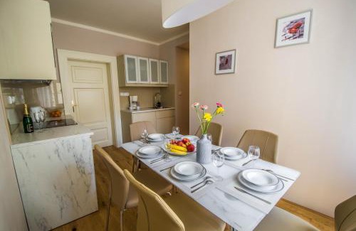 Stare Mesto Apartment | Unique Apt 250m from the Charles Bridge