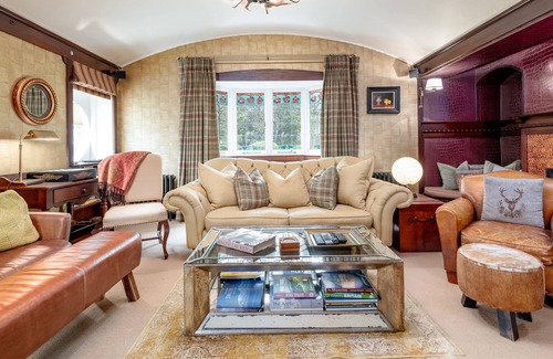 Auchterarder House | Unique Arts and Crafts Home in Auchterarder
