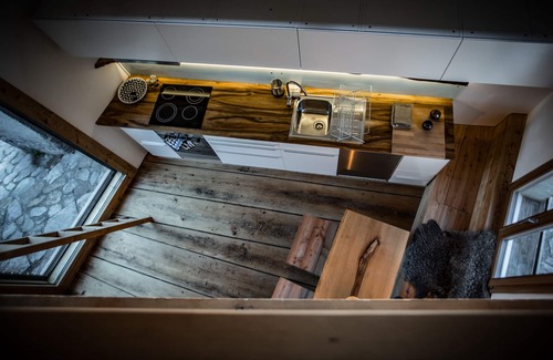 Trin Apartment | Unique Bijou With Breathtaking View Of The Swiss Alps