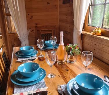 Girvan Apartment | Unique Caravan with Outdoor Space Lodge