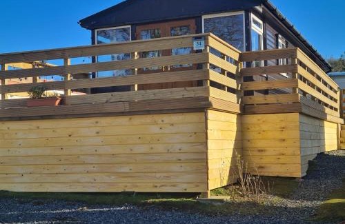 Girvan Apartment | Unique Caravan with Outdoor Space Lodge