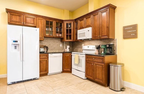 Center City East Apartment | Unique | Chinatown | Bunkbeds | Hosted By StayRafa