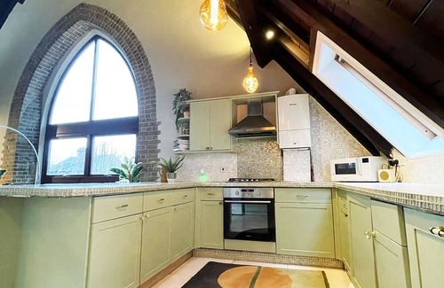 Penge Apartment | Unique Church Conversion at Crystal Palace Park
