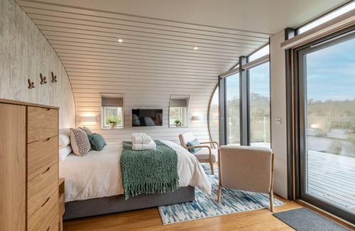 Chipping Norton Cabin | Unique Eco Studio Pod on Old Chalford Estate