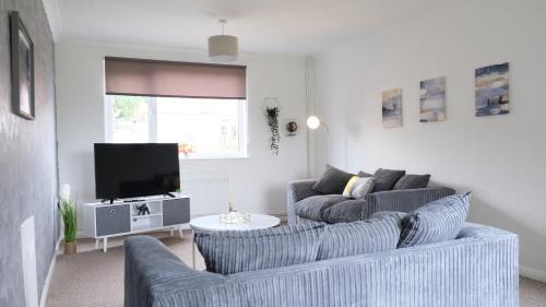 Grantham Apartment | Unique & Exclusive Contractor and Family House & A1 Road