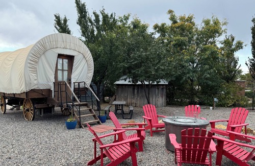 Monticello House | Unique Glamping Pioneer Wagons