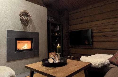 B Cabin | Unique log cabin on Lifjell with sauna, 4 bedrooms, 2 living rooms and 2.5 bathrooms