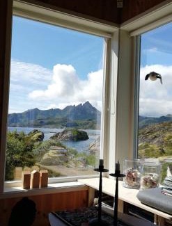 Sennesvik House | Unique private cabin in Lofoten
