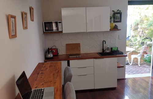 Kensington Apartment | Unique Private Studio