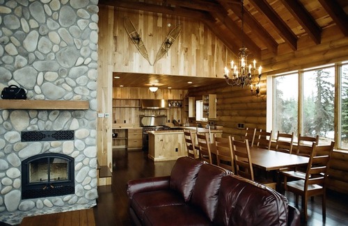 Homer House | Unique sense of place to decompress and rejuvenate. Quiet stunning beauty.