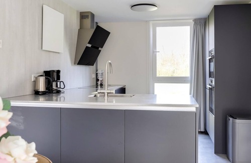 Noordwolde House | Unique villa in nature with hot tub and infrared sauna