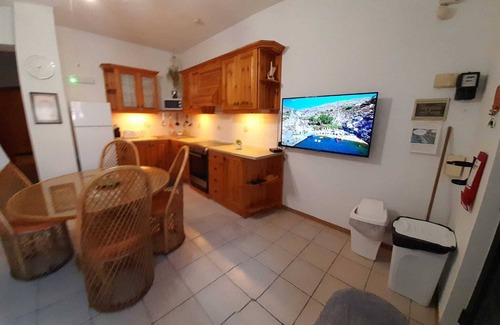 Madliena Apartment | Unique winter heated/covered pool, open skies in summer, year round fun & swim