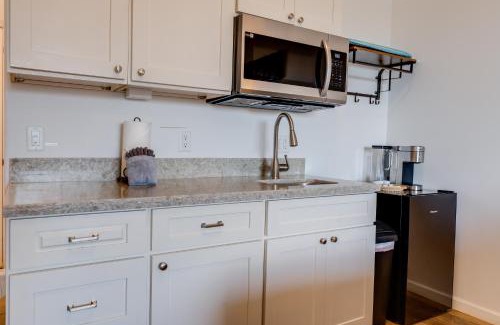 Wailuku Apartment | Unit 10 Maui Ohana Modern Studio